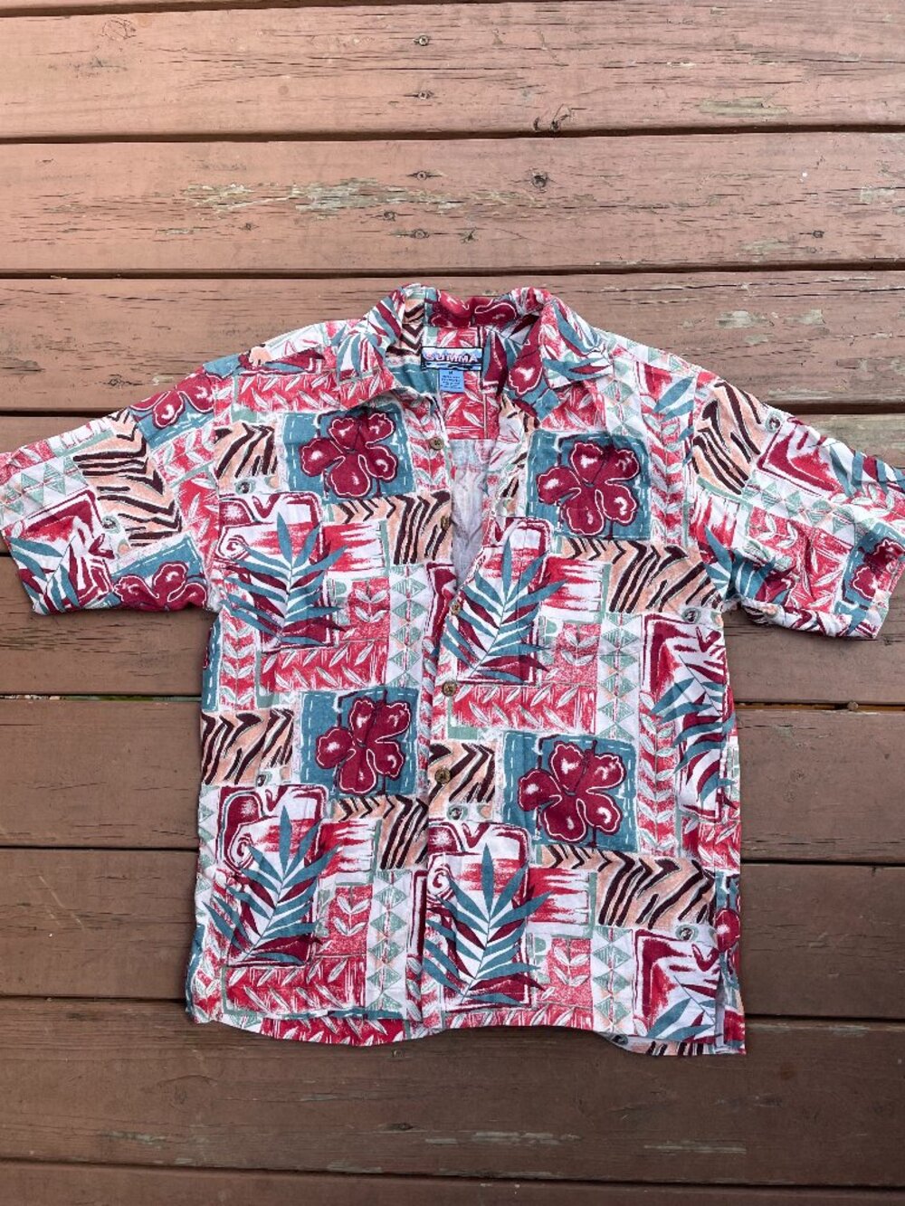 SUMMA - Leisure /Lounge Hawaiian Inspired Button Up Shirt - Size M